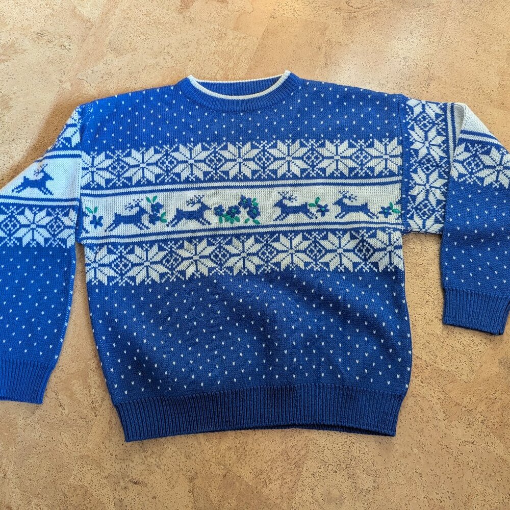 Vintage Eaton's holiday sweater M